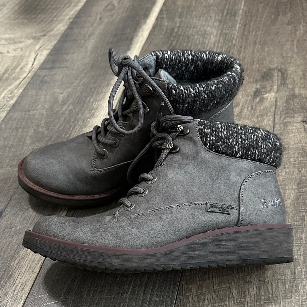 Blowfish Gray Lace-Up Knit-Cuff Ankle Boots